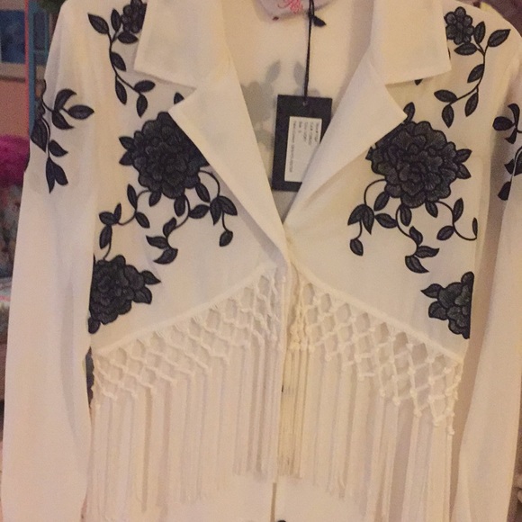 Roja blouse - Picture 2 of 11